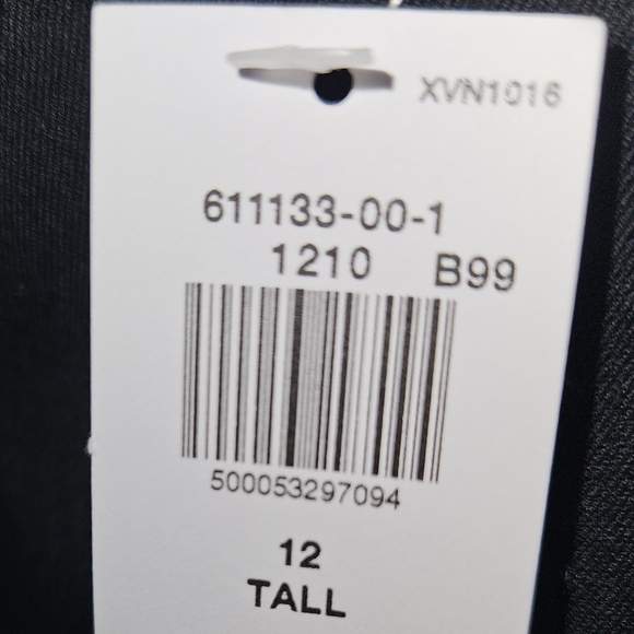 NWT Old Navy High-Rise Pixie Flare Secret Smooth Pocket Pants - Picture 3 of 3